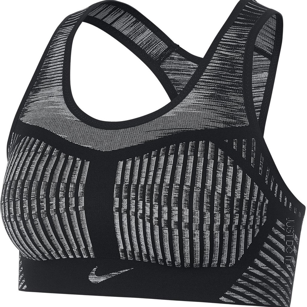 Nike Flyknit Bra